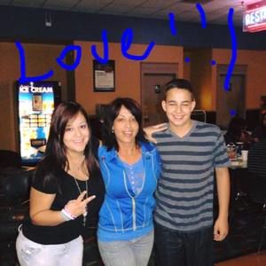 Meet your Posher, Janeth